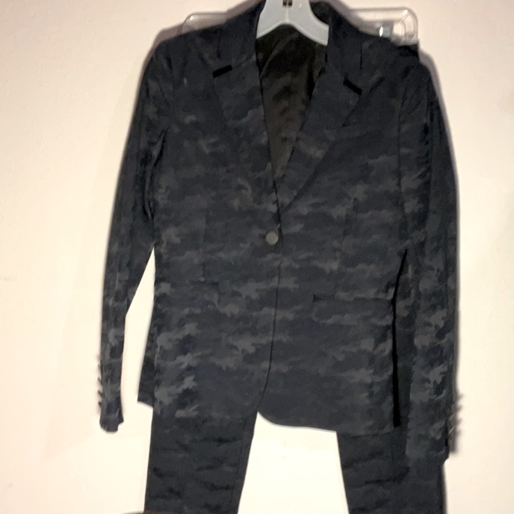 ATM pants suit - Picture 2 of 10